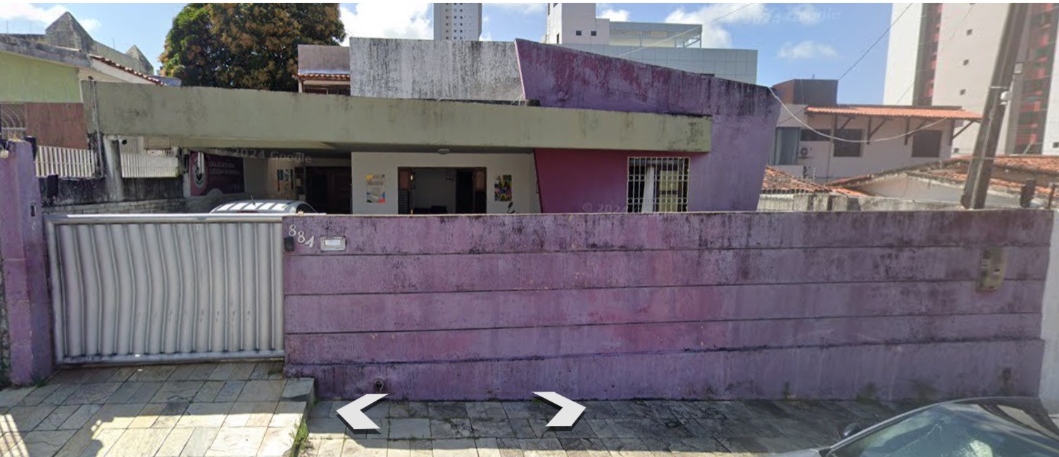 Casa espaçosa perto do Espaço Cultural