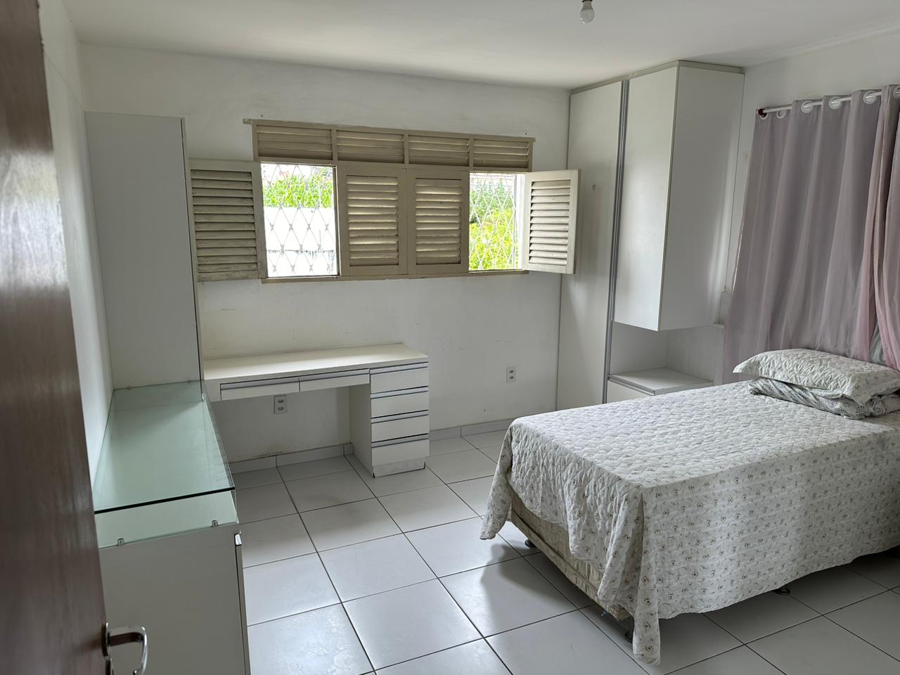 Casa de Esquina - Tambauzinho/Miramar