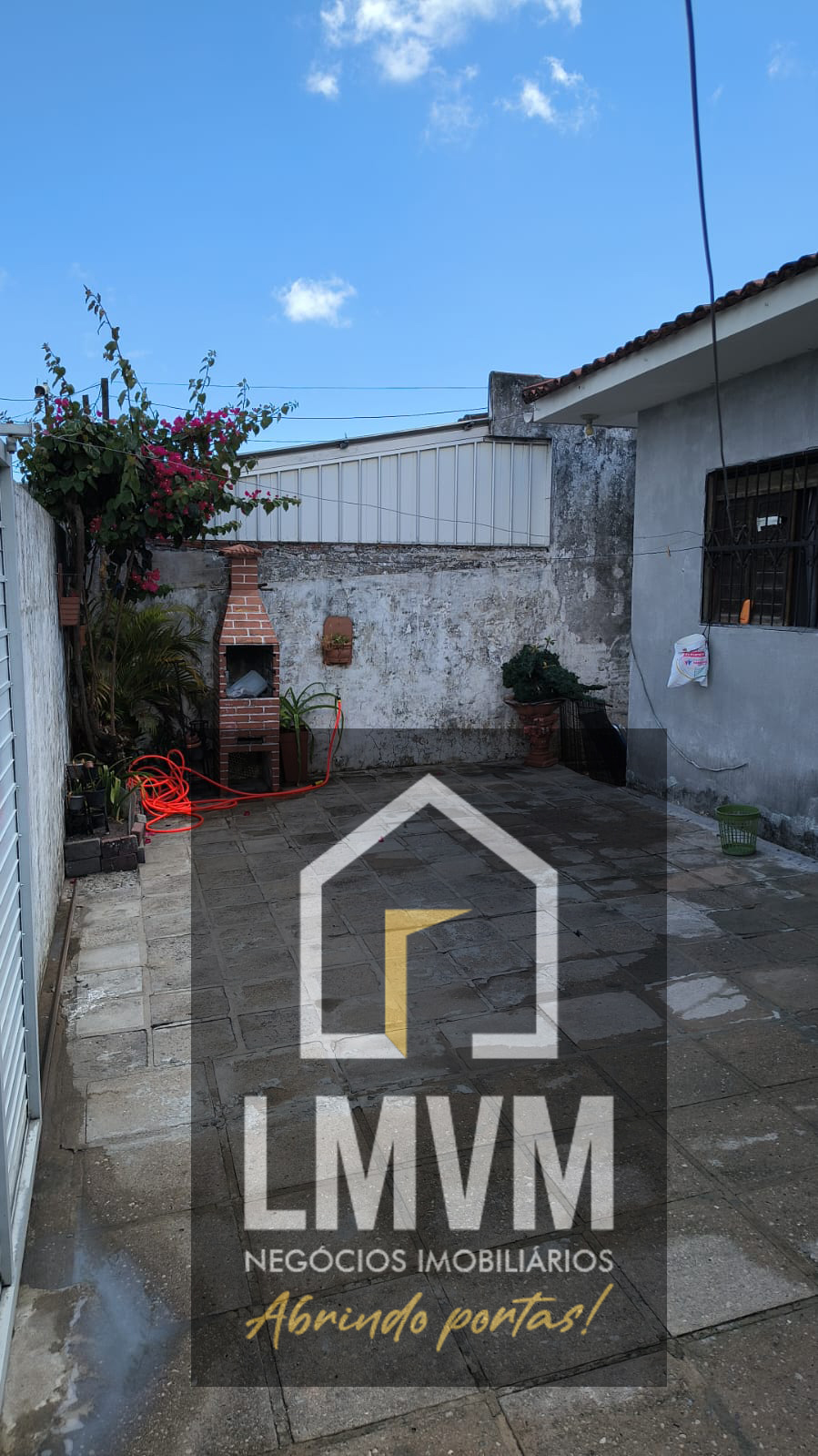 Casa em José Américo - por trás da Havan