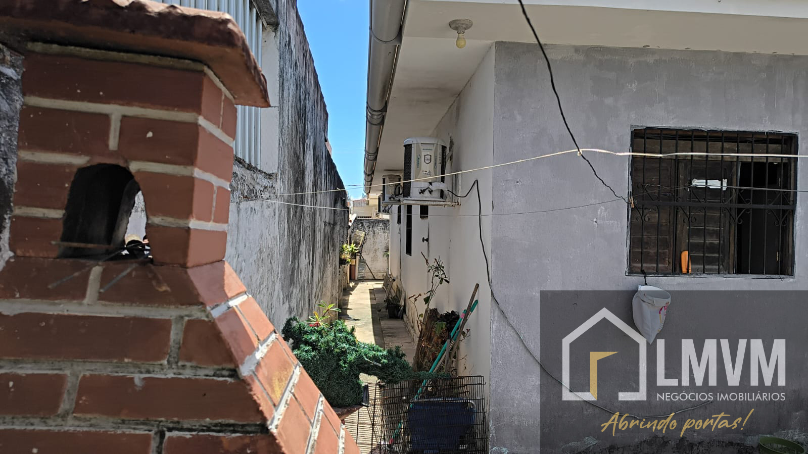 Casa em José Américo - por trás da Havan