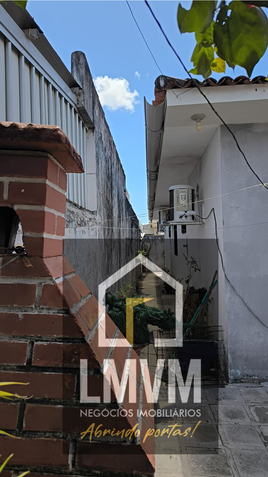 Casa em José Américo - por trás da Havan