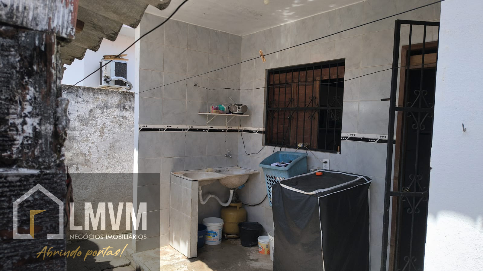 Casa em José Américo - por trás da Havan